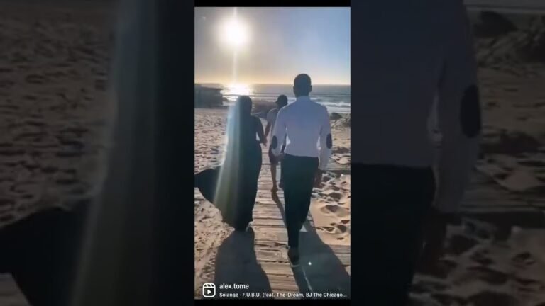 Engagement session in Portugal's Beach