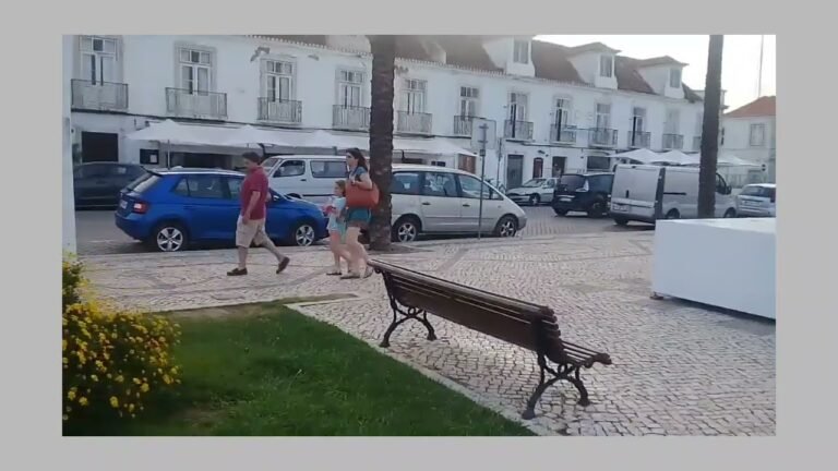 Papa paseando por Villa Real en Portugal