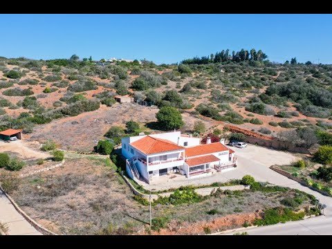 A 3 bedroom villa with a restaurant and a plot of land with 5.213 sq meters, Burgau, Portugal