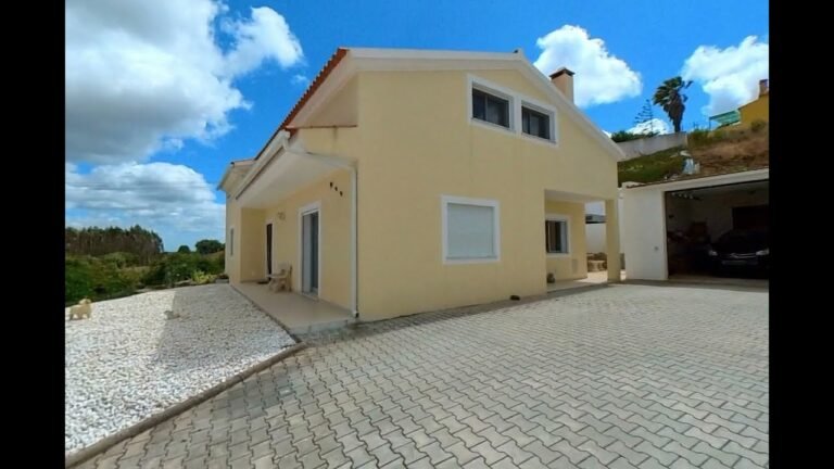 Grande  villa à la vente à Caldas da Raihna, Portugal